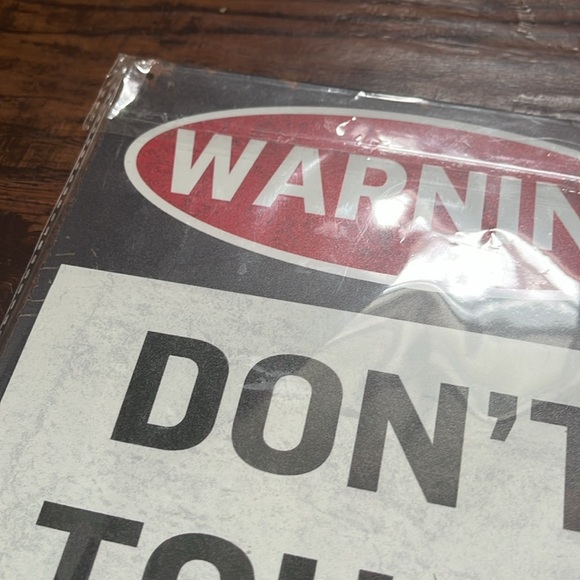 BNWT novelty tin sign - Picture 2 of 3